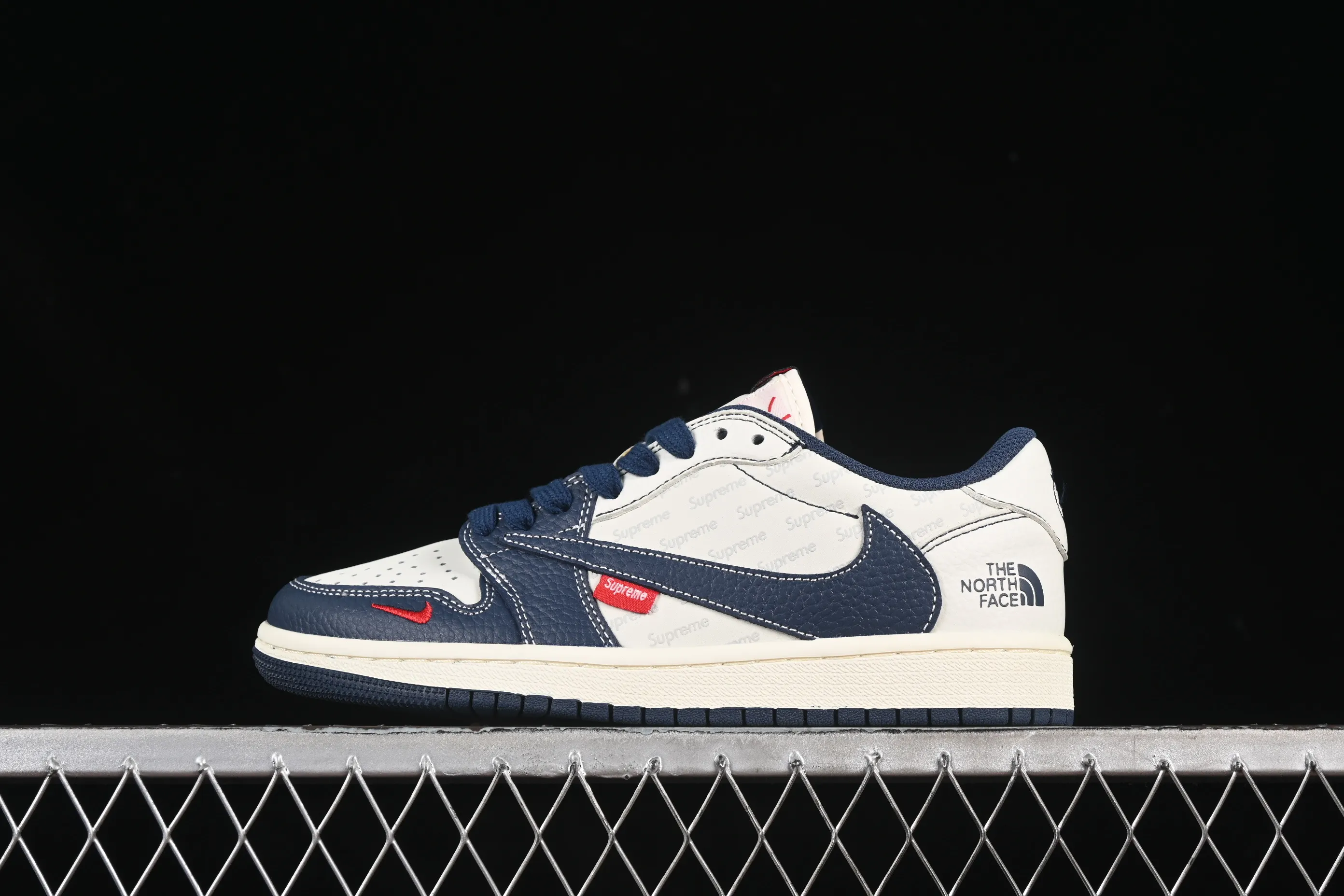 All categories Air Jordan Jordan series basketball shoes Air Jordan 1 Low high-end customized low-top sneakers Travis Scott x Fragment Design x Air Jordan 1 Low OG SP AJ1 Joe 1 tripartite joint milk white dark blue low-top cultural casual sneakers XZ5749-009